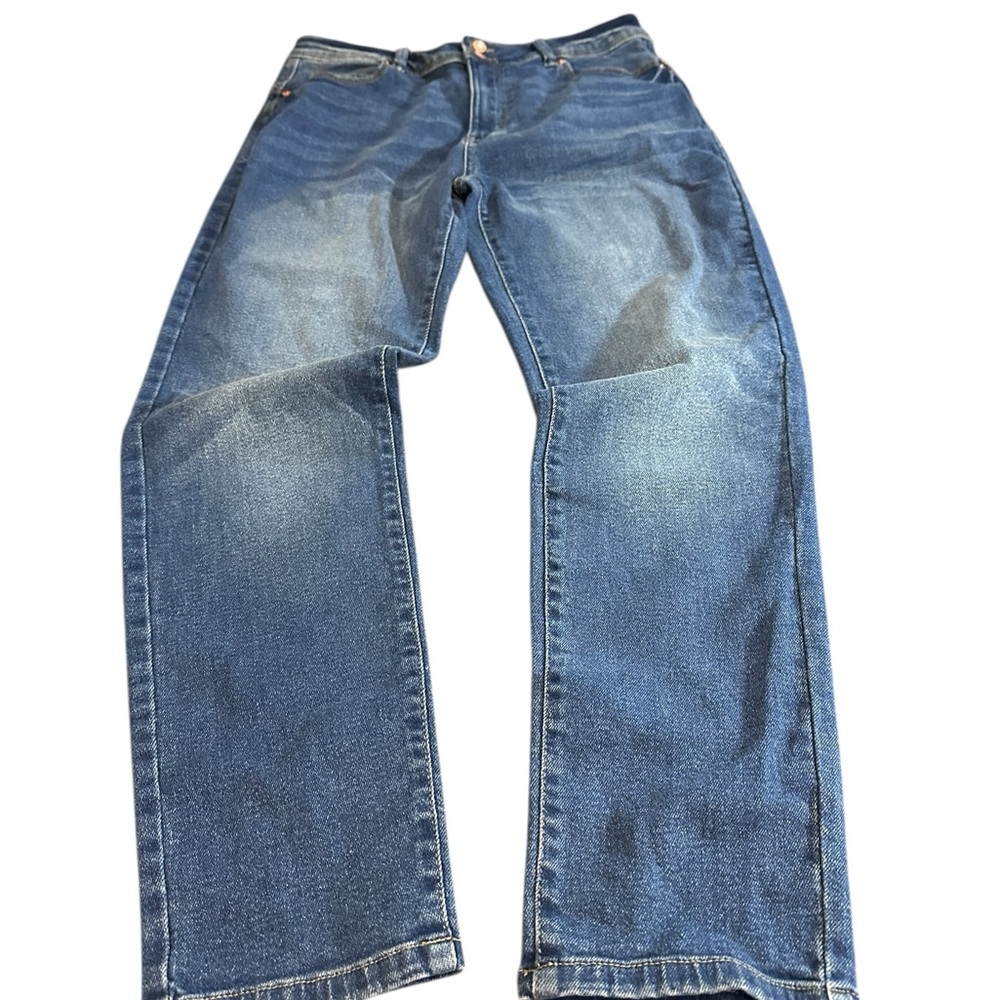 Fashion Nova women’s High Rise Straight Leg Jeans Size 13 Medium Wash
